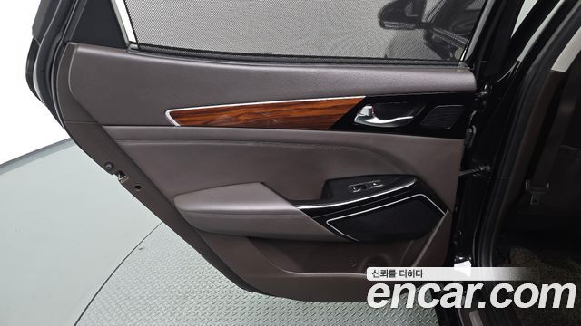Kia K7 2017 — photo 15