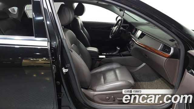Kia K7 2017 — photo 16