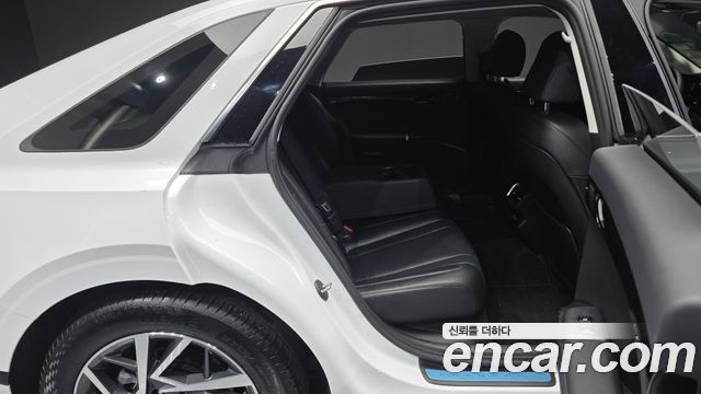 Hyundai Grandeur 2023 — photo 12