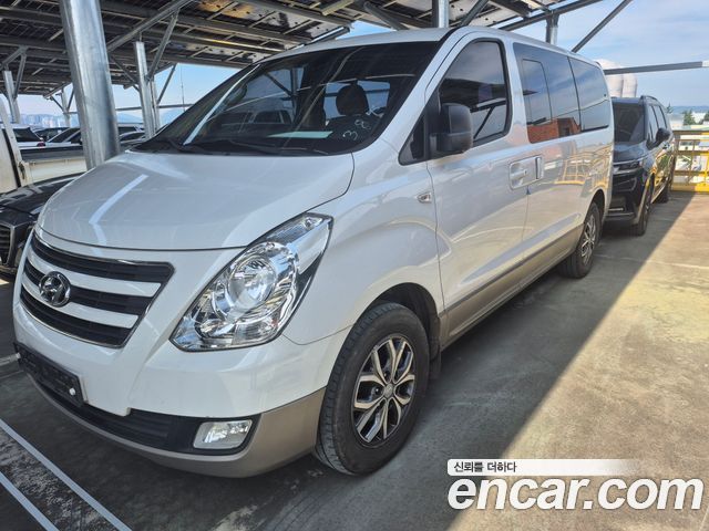 Hyundai Starex 2018 — photo 2