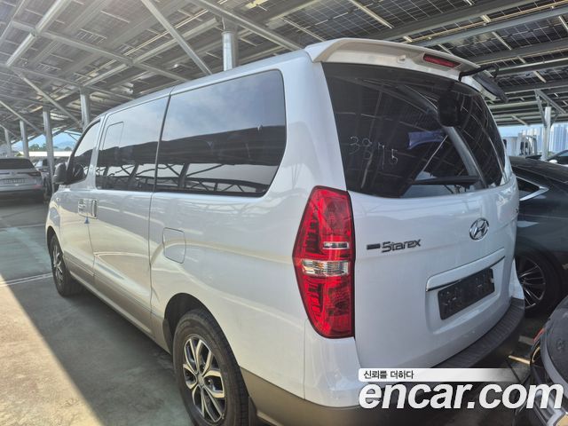 Hyundai Starex 2018 — photo 5