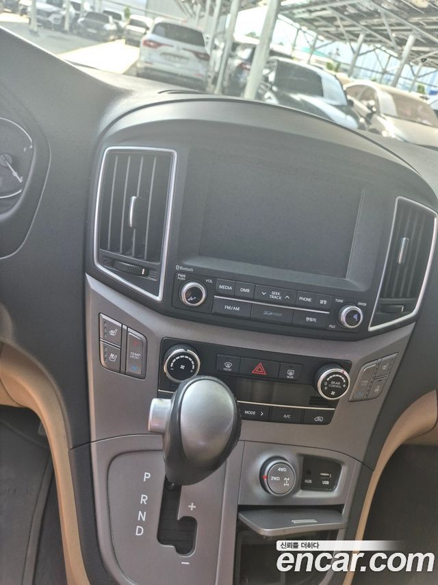 Hyundai Starex 2018 — photo 6