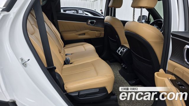 Kia Sorento 2021 — photo 17