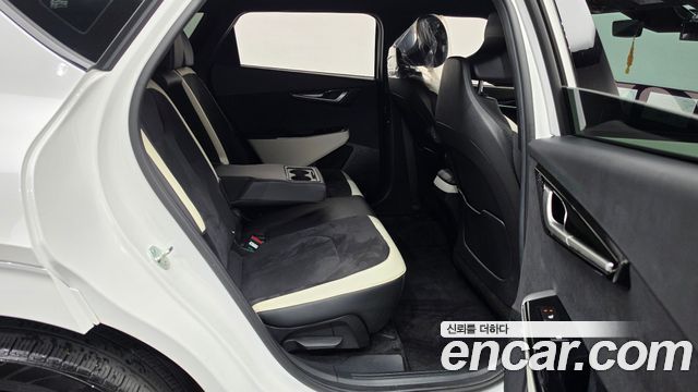 Kia EV6 2023 — photo 17