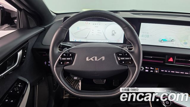 Kia EV6 2023 — photo 19