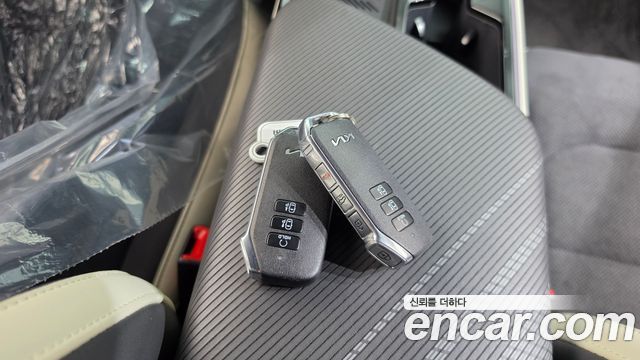 Kia EV6 2023 — photo 22