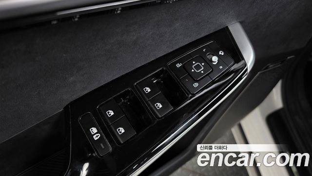 Kia EV6 2023 — photo 28