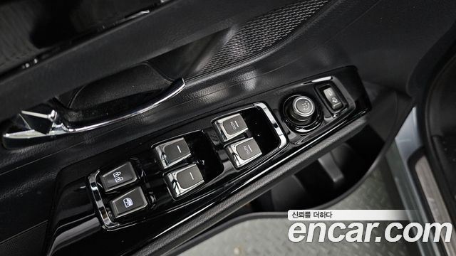 KG Mobility KORANDO 2019 — photo 23