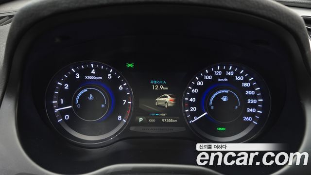 Hyundai Grandeur 2014 — photo 11