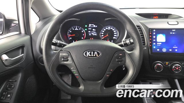 Kia K3 2017 — photo 19