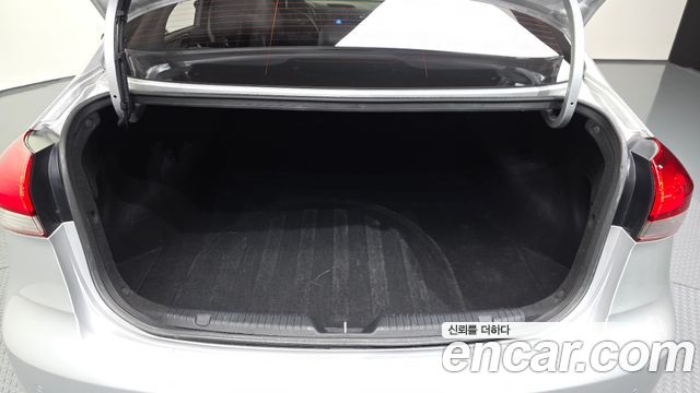 Kia K3 2017 — photo 26