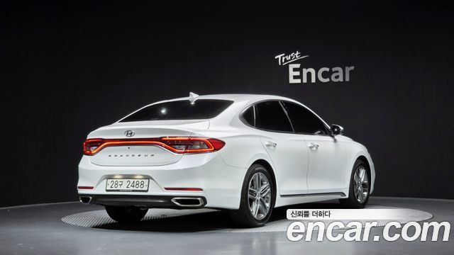 Hyundai Grandeur 2019 — photo 2