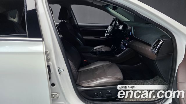 Hyundai Grandeur 2019 — photo 17