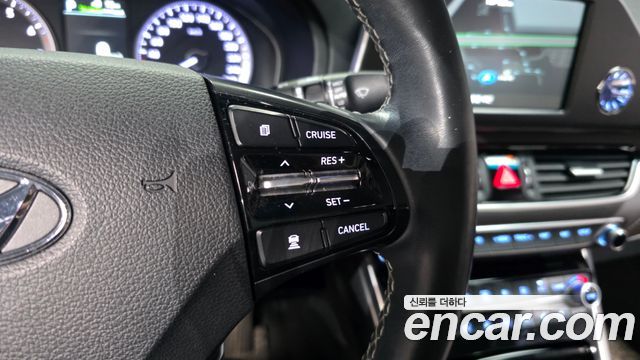 Hyundai Grandeur 2019 — photo 35