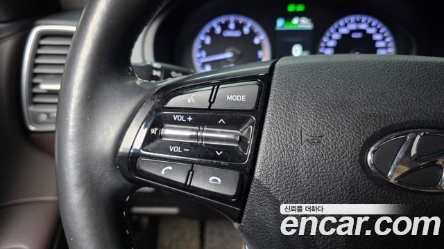 Hyundai Grandeur 2019 — photo 36