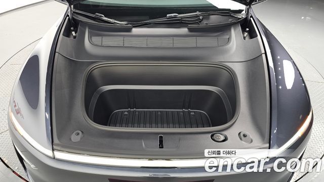 Tesla Model Y 2026 — photo 6