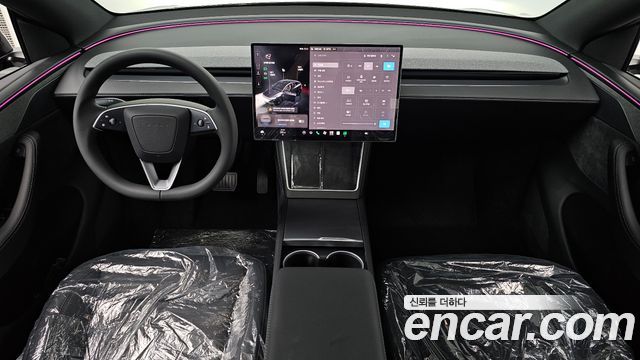 Tesla Model Y 2026 — photo 10
