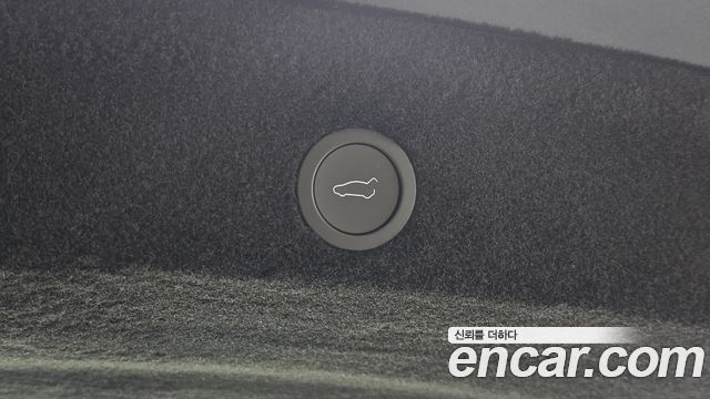Tesla Model Y 2026 — photo 34