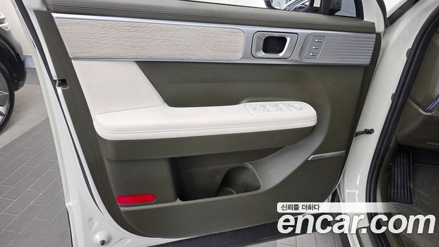 Hyundai Santafe 2025 — photo 14