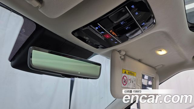 Hyundai Santafe 2025 — photo 30
