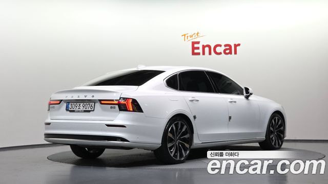 Volvo S90 2026 — photo 2