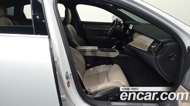Volvo S90 2026 — photo 16