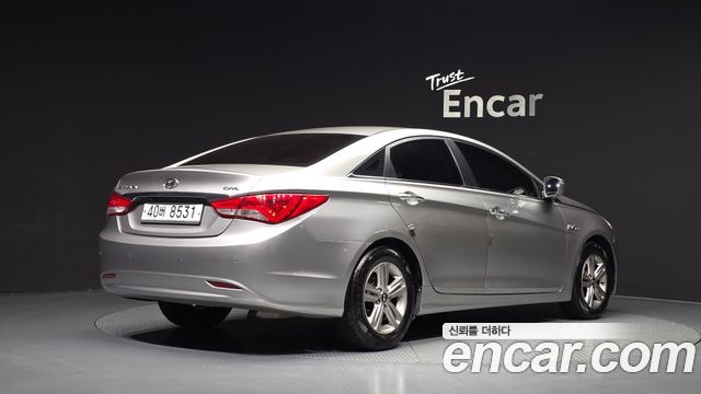 Hyundai Sonata 2014 — photo 2
