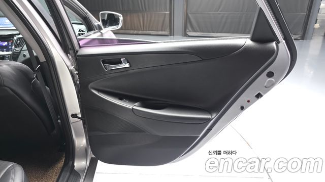 Hyundai Sonata 2014 — photo 15