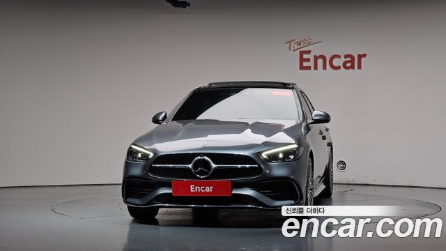 Mercedes-Benz C-Class 2022 — photo 3