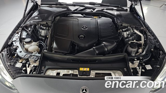 Mercedes-Benz C-Class 2022 — photo 6