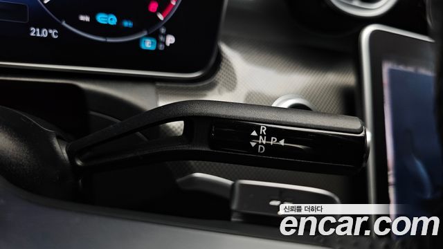 Mercedes-Benz C-Class 2022 — photo 12