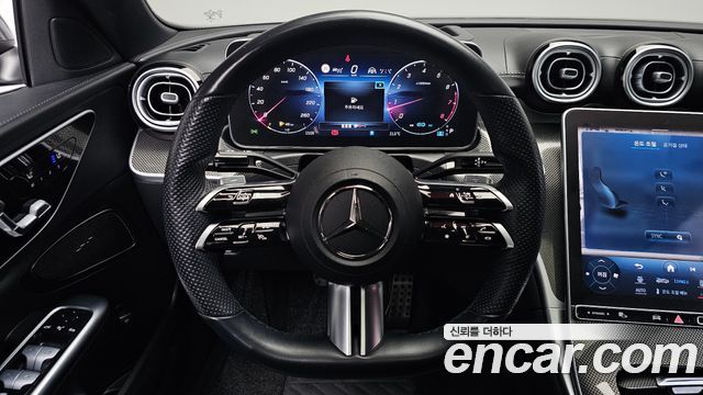 Mercedes-Benz C-Class 2022 — photo 19