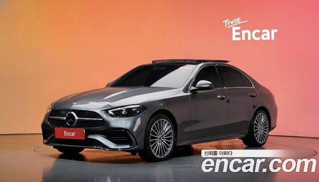 Mercedes-Benz C-Class 2022 — photo 1