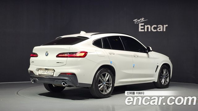 BMW X4 2020 — photo 2