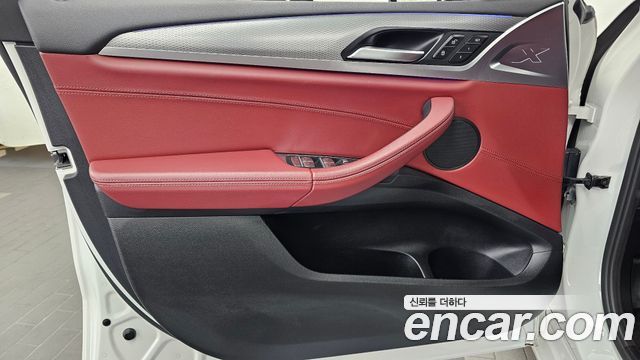 BMW X4 2020 — photo 14