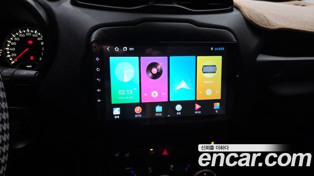 Jeep Renegade 2015 — photo 14