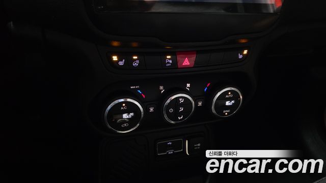 Jeep Renegade 2015 — photo 16
