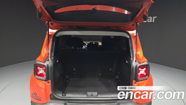 Jeep Renegade 2015 — photo 20
