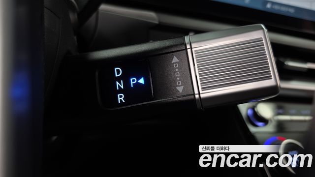 Hyundai Santafe 2025 — photo 12