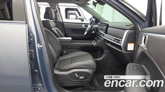 Hyundai Santafe 2025 — photo 17