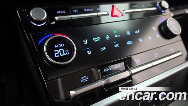 Hyundai Santafe 2025 — photo 32