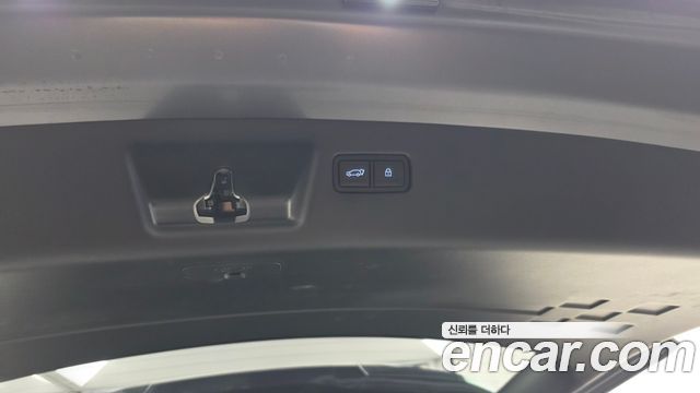 Hyundai Santafe 2025 — photo 33
