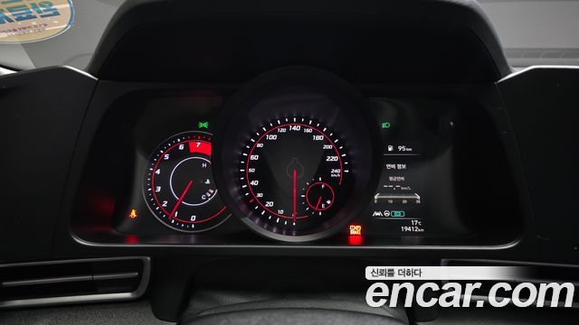 Hyundai AVANTE 2023 — photo 8