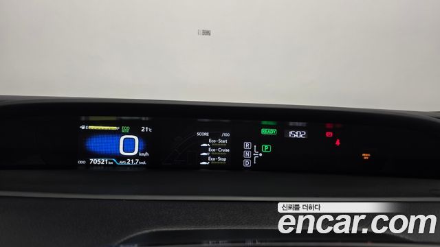 Toyota Prius 2018 — photo 11