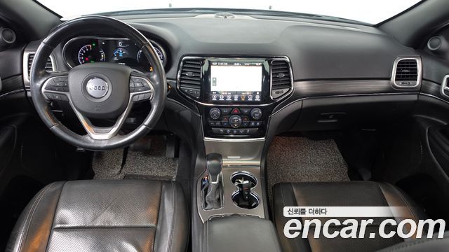 Jeep Cherokee 2021 — photo 10