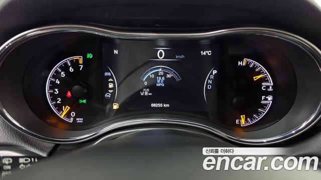 Jeep Cherokee 2021 — photo 11