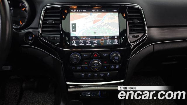 Jeep Cherokee 2021 — photo 20