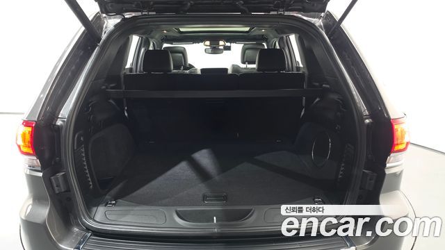 Jeep Cherokee 2021 — photo 27