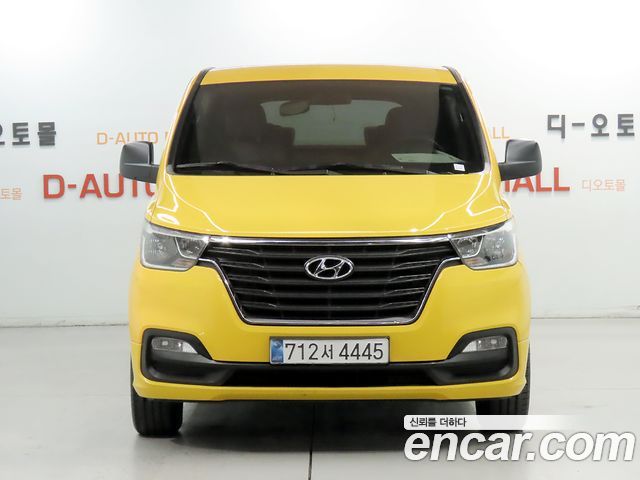 Hyundai Starex 2021 — photo 3