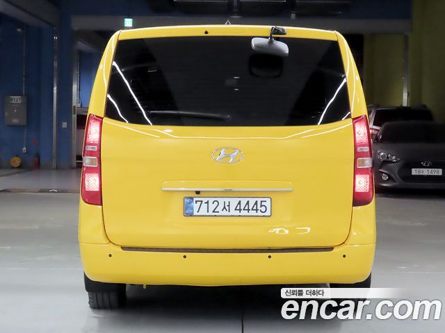 Hyundai Starex 2021 — photo 4